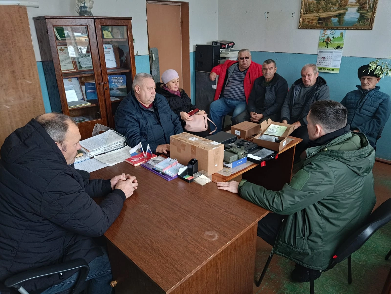 Коленовские фермеры передали участнику СВО Максиму М. и его сослуживцам приборы радиоэлектронной борьбы