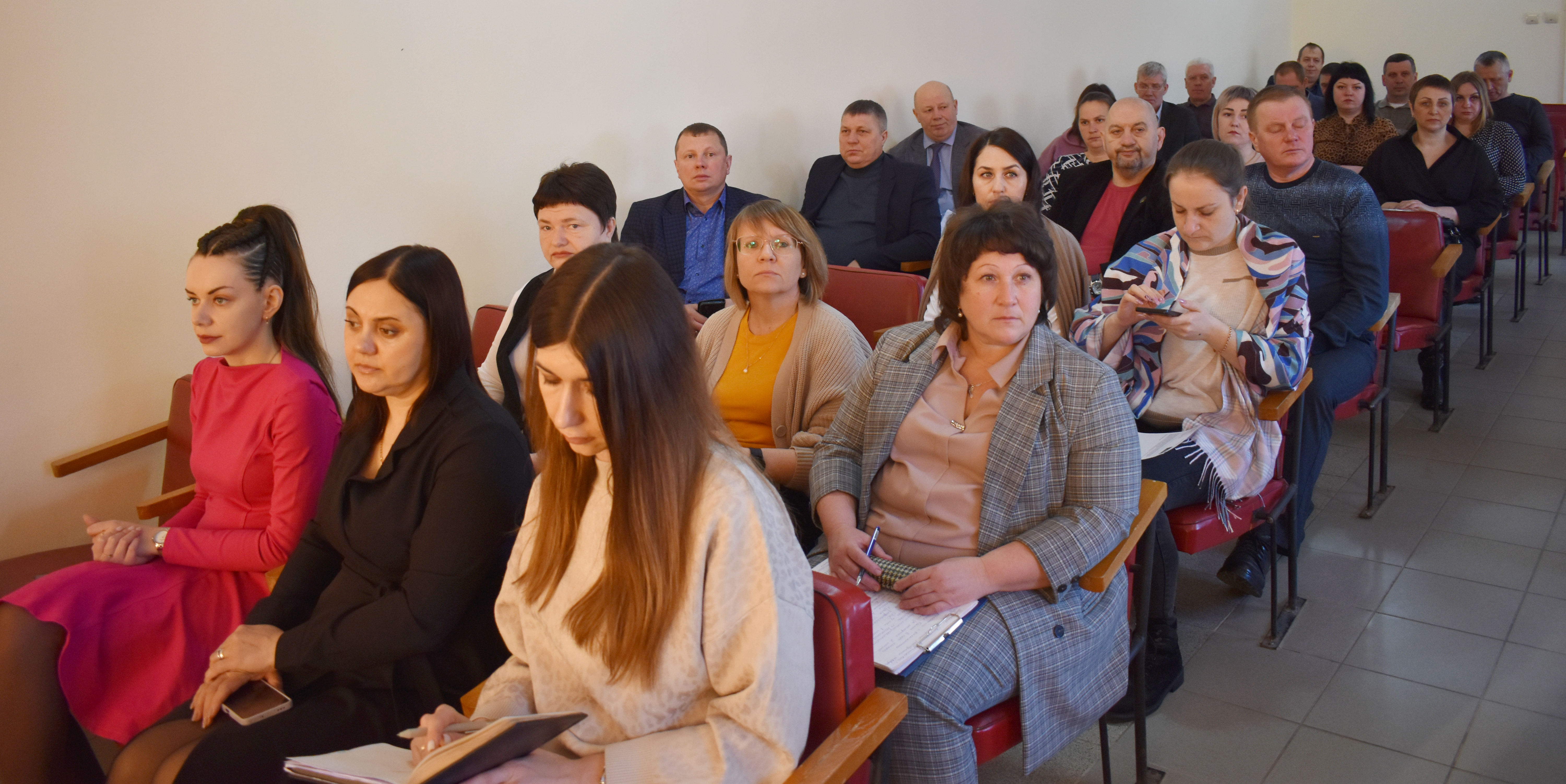Состоялось очередное заседание постоянно действующего совещания при главе района Светлане Байрак