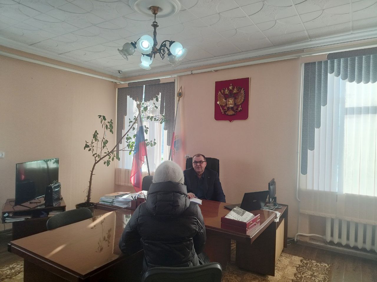 На личный приём к главе Екатериновского муниципального района Сергею Зязину обратились жители Андреевского и Галаховского поселений