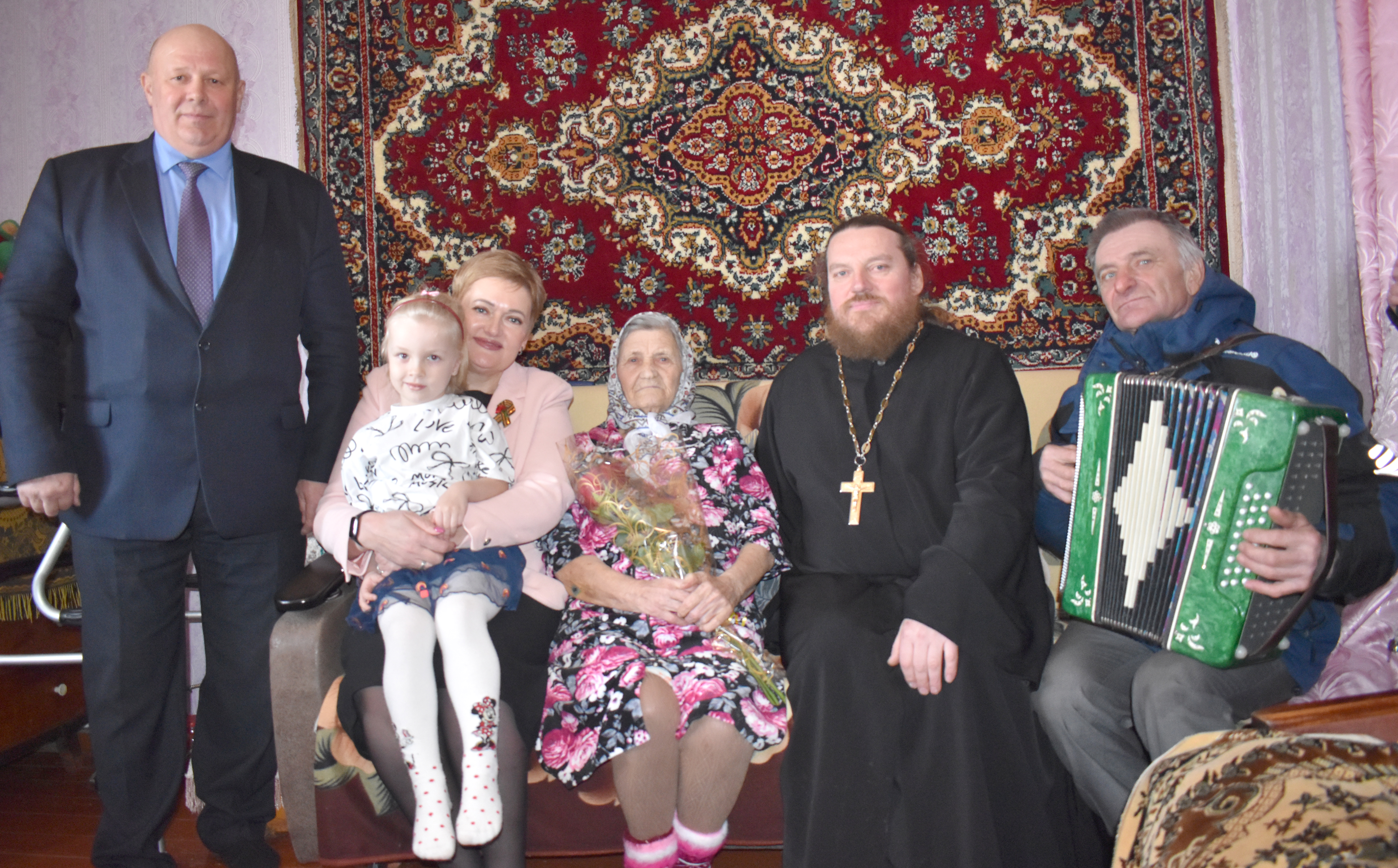 Труженице тыла Александре Петровне Королёвой вручена юбилейная медаль «80 лет Победы в Великой Отечественной войне 1941-1945 гг.»