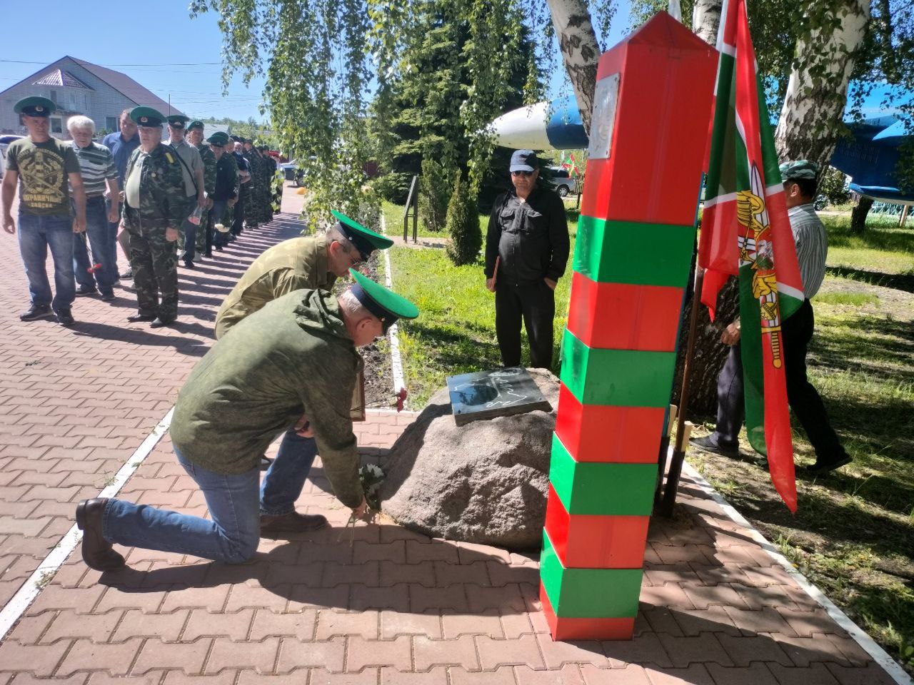 Ветераны пограничной службы принимали поздравления