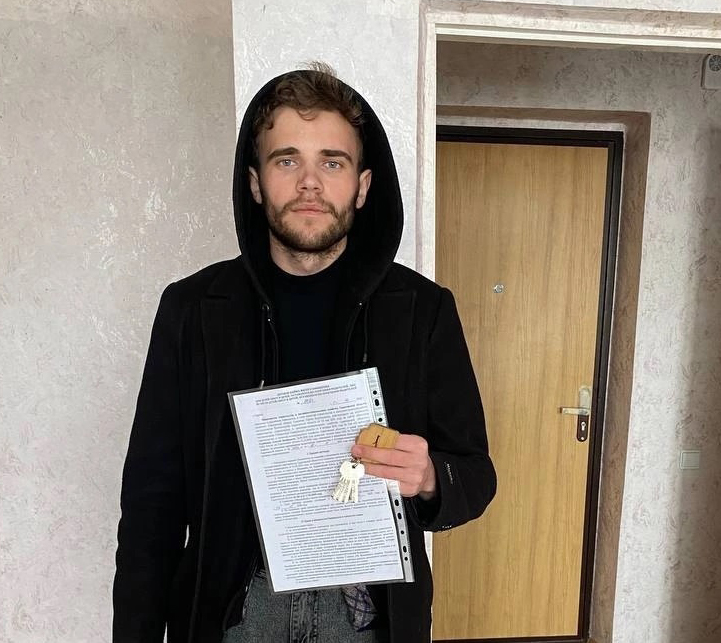 Алексей Подобашев из Екатериновского района получил жильё в городе Балаково