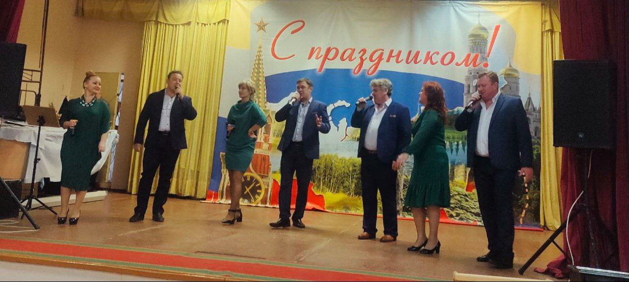 Коллектив Екатериновского Дома культуры выступил с концертом в военном госпитале Саратова