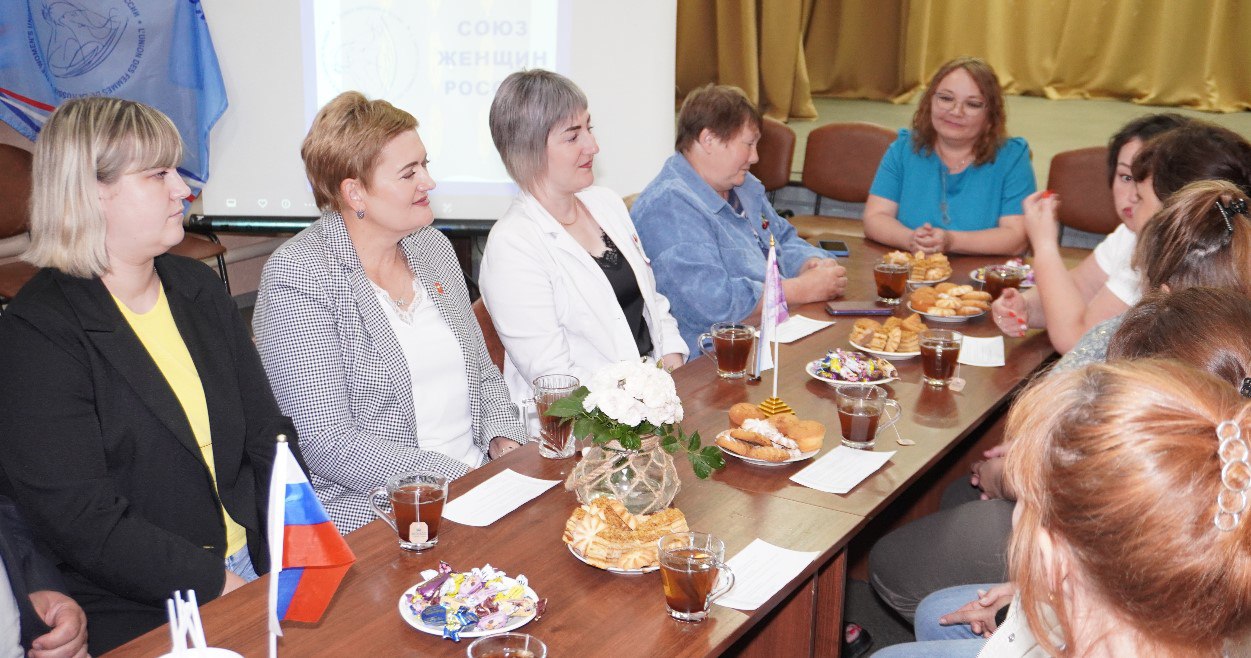 Созданный женсовет объединит активных жительниц села Колено