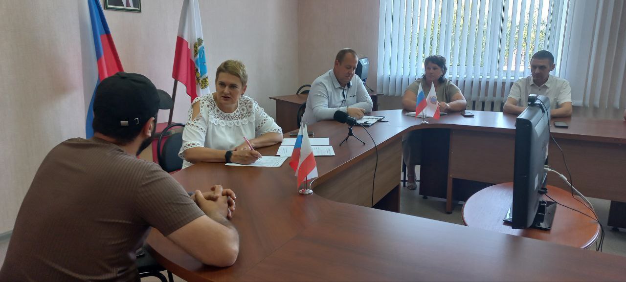В минувшую пятницу глава района Светлана Байрак провела традиционный прием граждан по личным вопросам