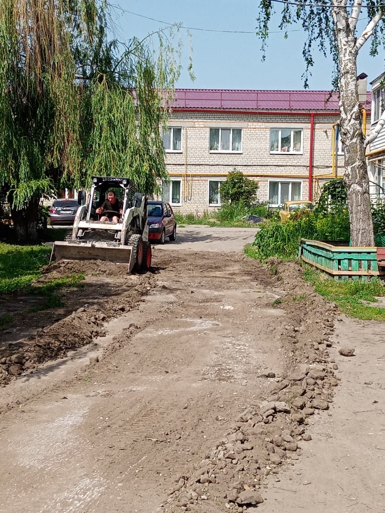 В Екатериновке продолжаются работы в рамках нацпроекта «Жильё и городская среда»