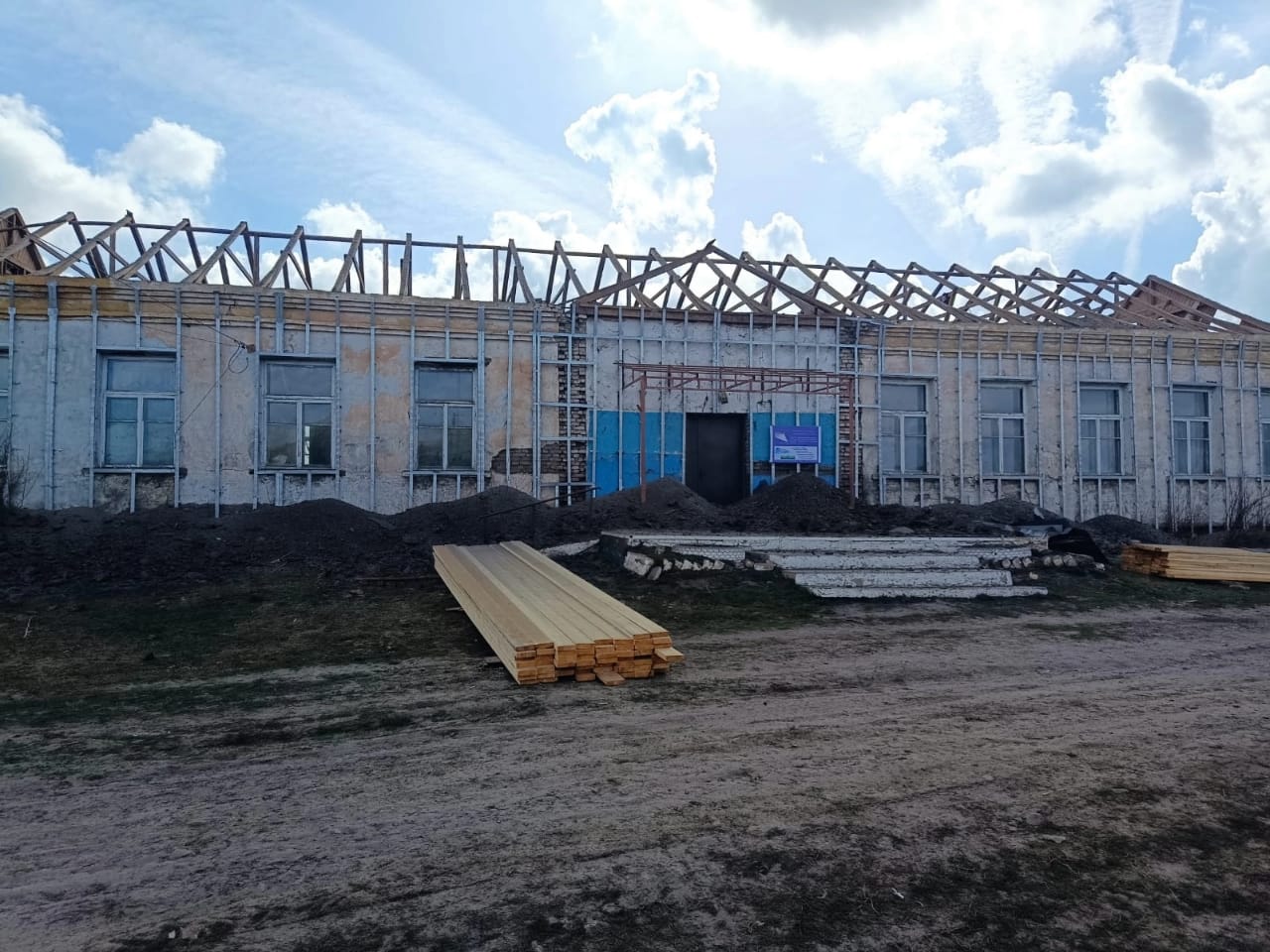 В Доме культуры села Колено начался капитальный ремонт в рамках нацпроекта «Культура»