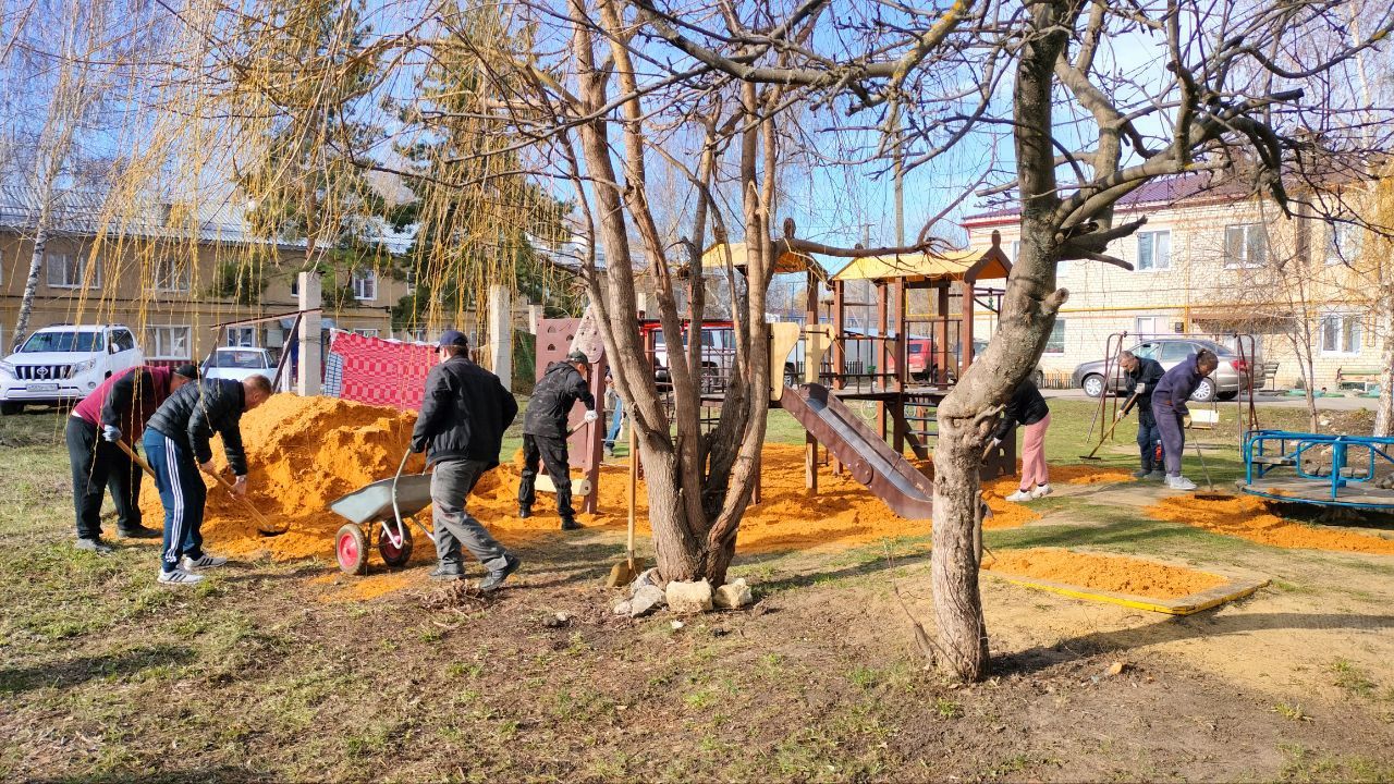 В Екатериновке прошёл массовый субботник
