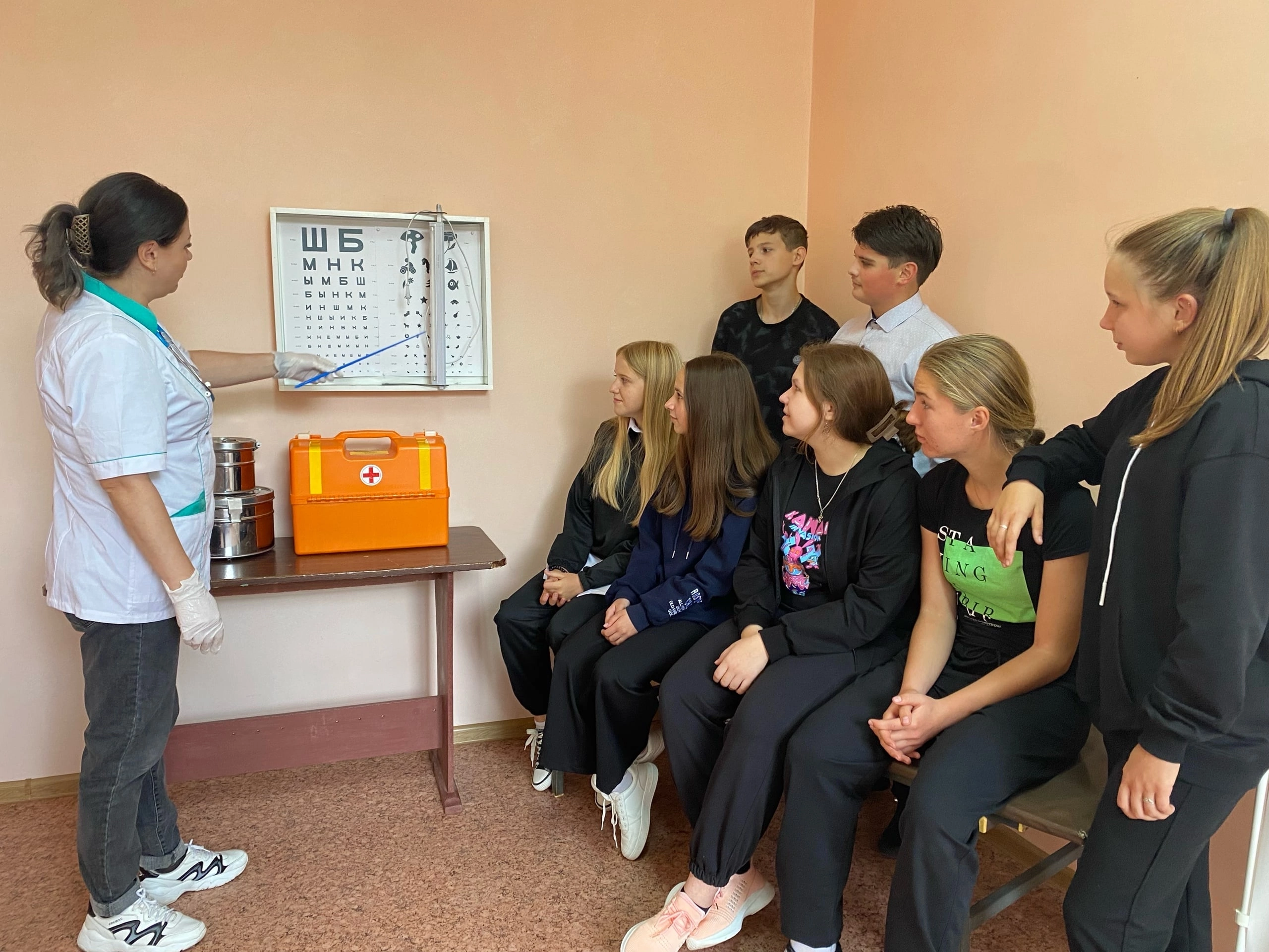 В школах Екатериновского района прошёл Всероссийский урок «Первая помощь»