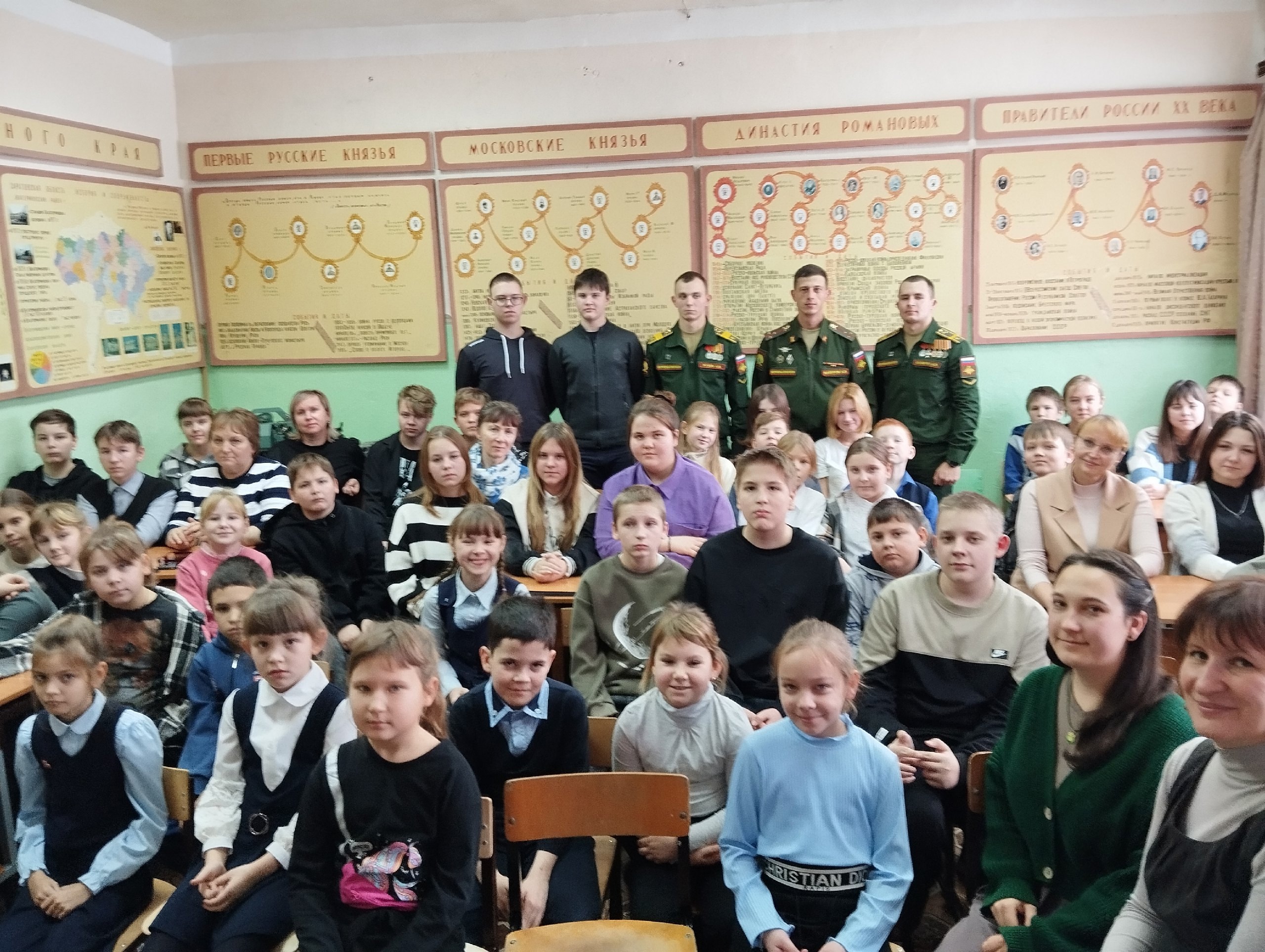 Дню Героев Отечества в Кипецкой школе посвятили уроки мужества