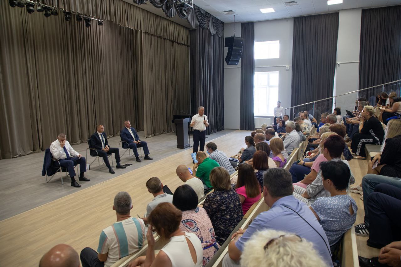Вячеслав Володин: "Печатные СМИ важны, особенно в районах"