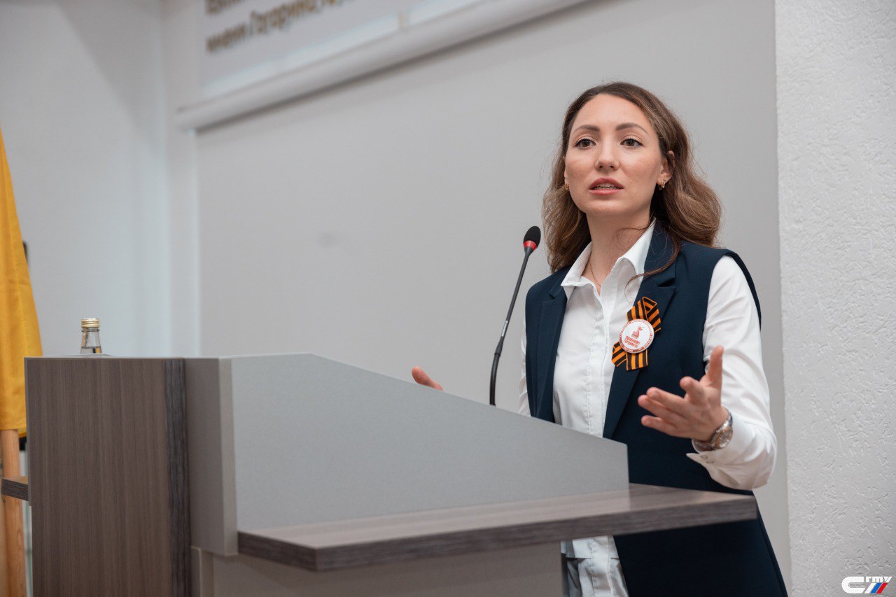 Студентам и школьникам рассказывают о вкладе саратовцев в Великую Победу