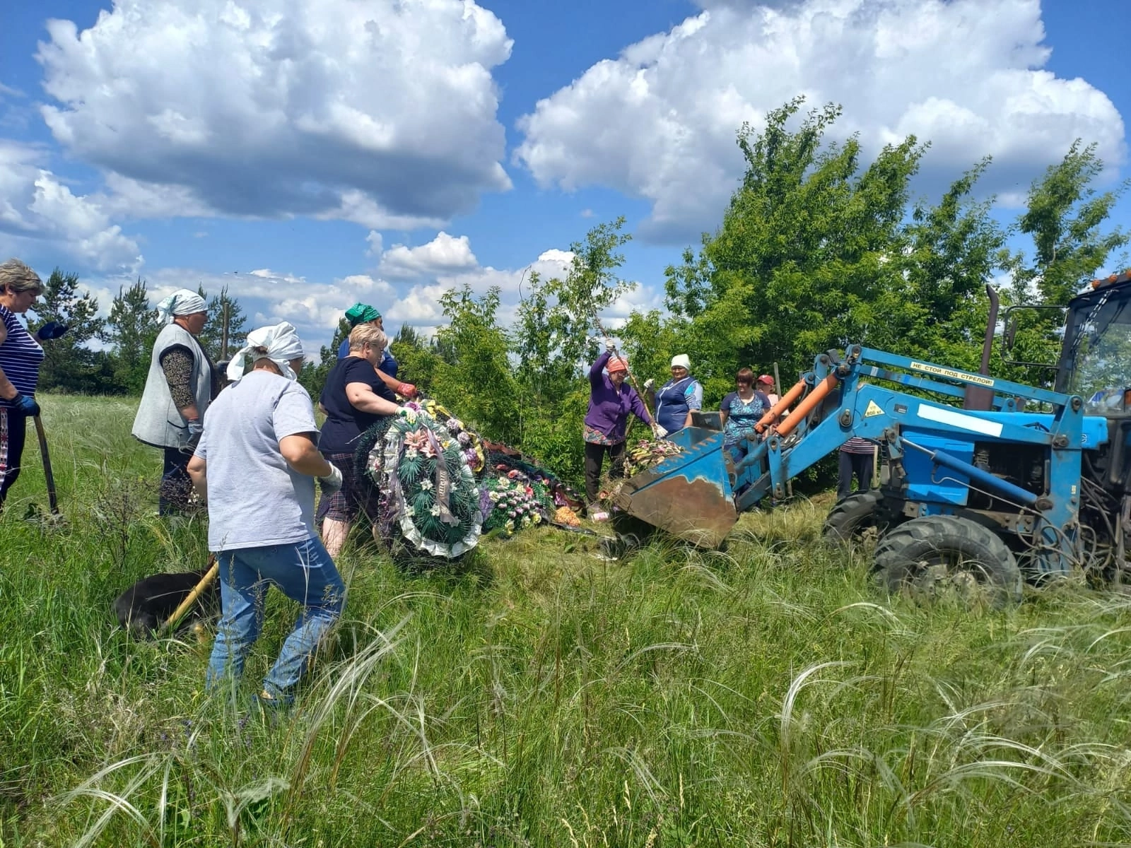 Жители Воронцовки вышли на субботник